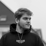 Brandon-Lee Vor der Straße